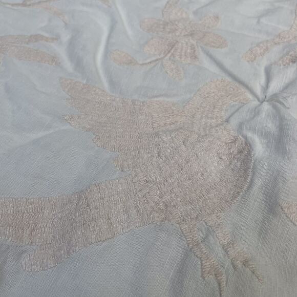 Restoration Hardware Botanica Embroidered Toddler Quilt Crib Pom Pom Tiny Flaws - Picture 1 of 12